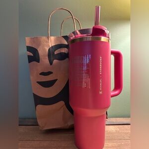 Stanley + Starbucks 40oz Berry Pink